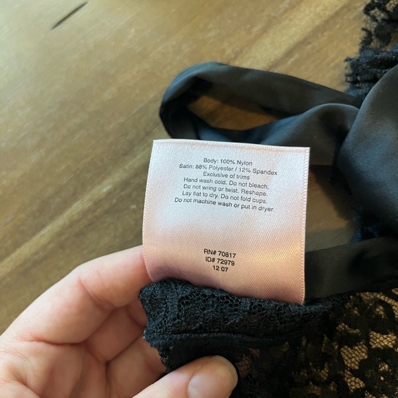 Victoria’s Secret 3 piece black lace set - Picture 12 of 14